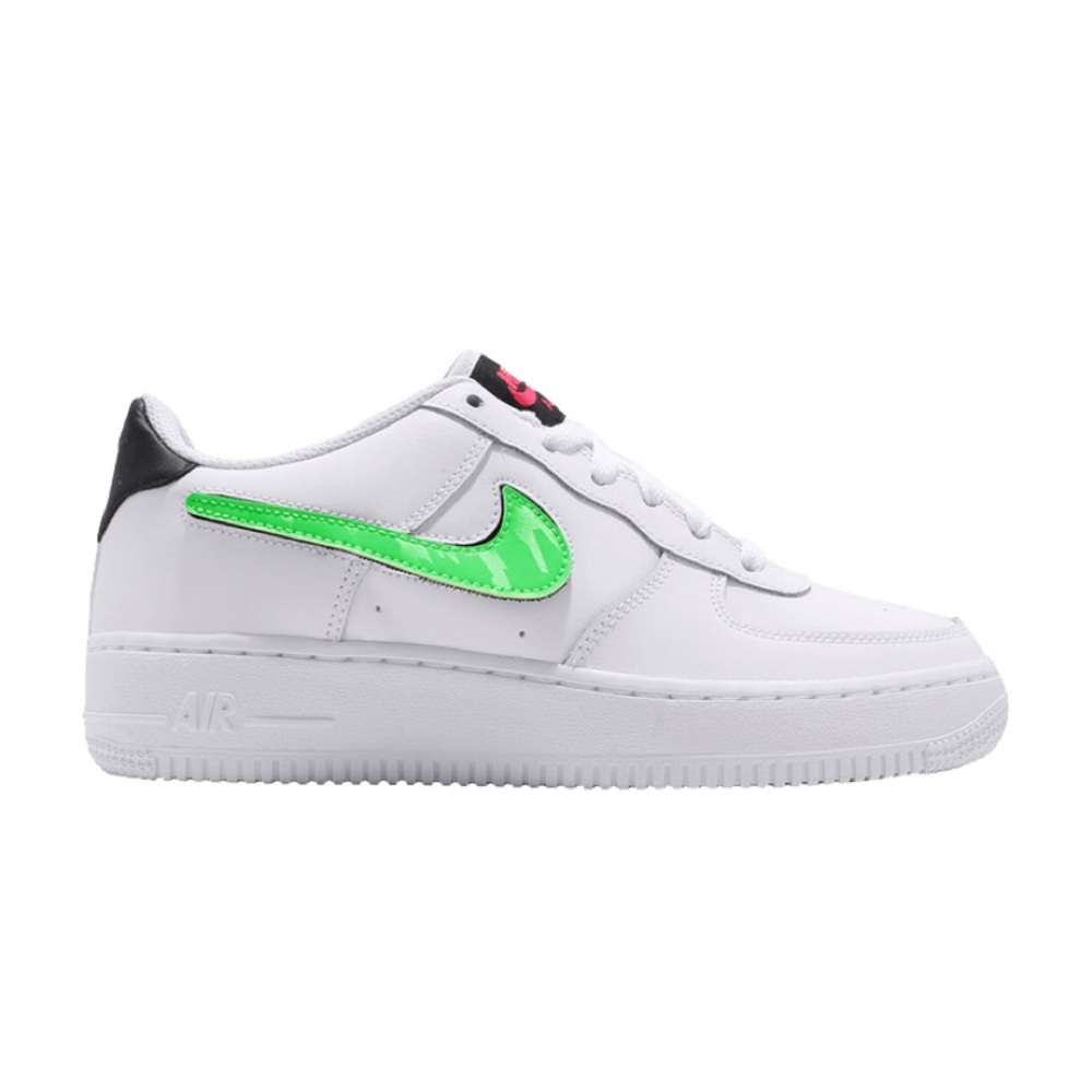 NEW Nike Air Force 1 LV8